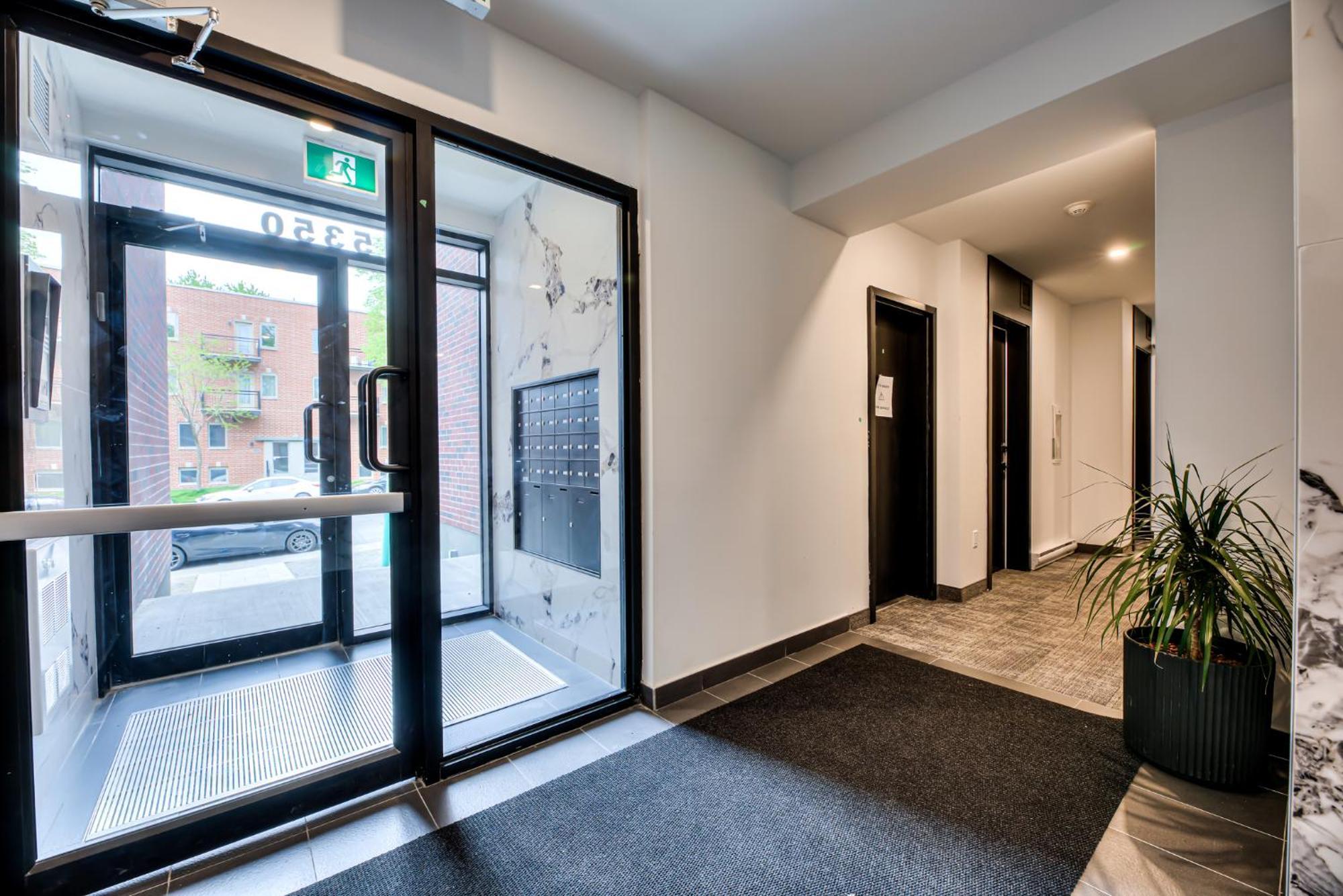 Appartement Montreal Restful Nights, Adventure Days Await! Extérieur photo
