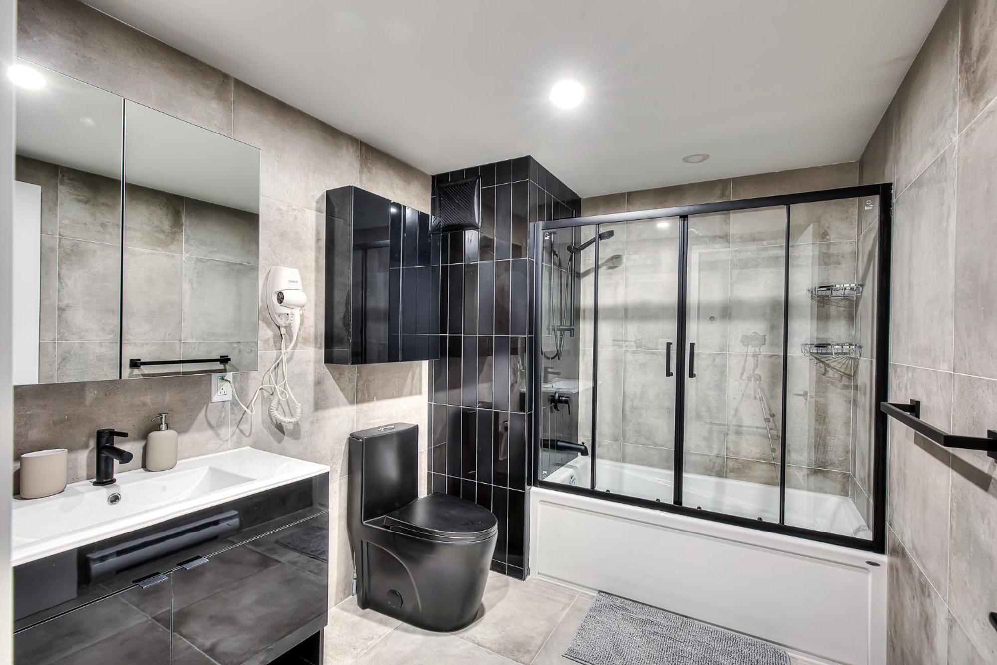 Appartement Montreal Restful Nights, Adventure Days Await! Extérieur photo